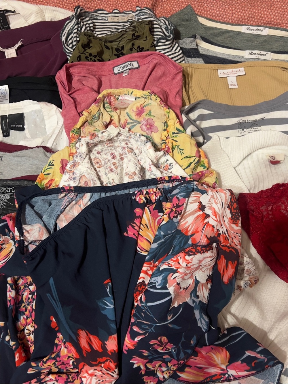 Bundle of 18 Large Tops